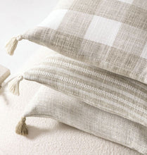 Load image into Gallery viewer, Cream Tasseled Cushion Cover
